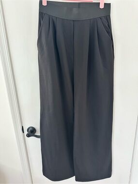 Black Wide-Leg Pleated Trousers